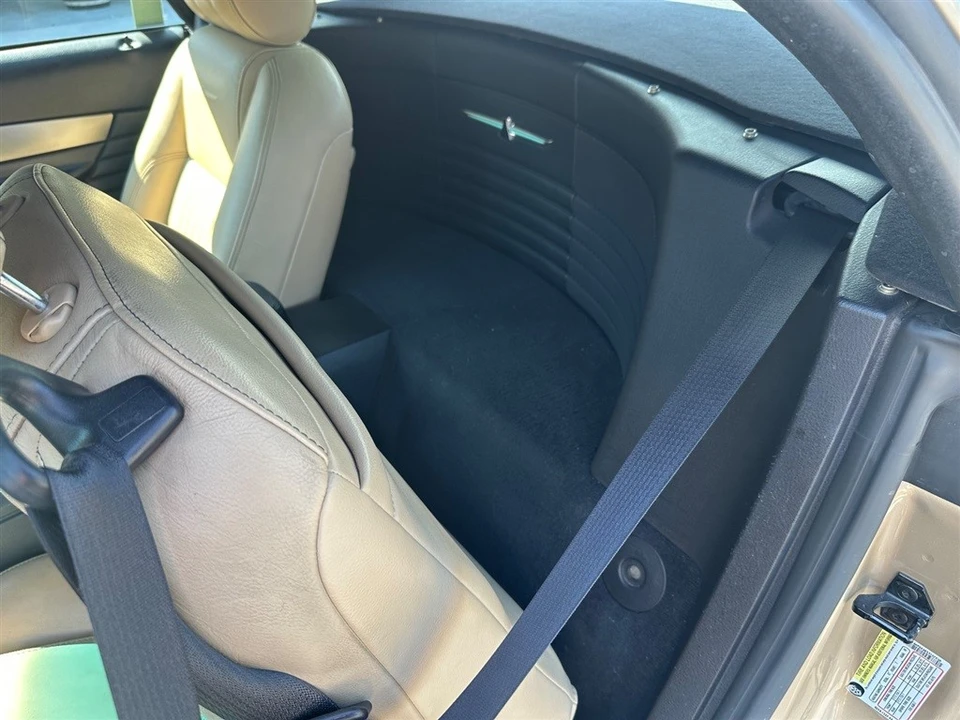 2005 Ford Thunderbird 11th Gen - Image 17 of 17