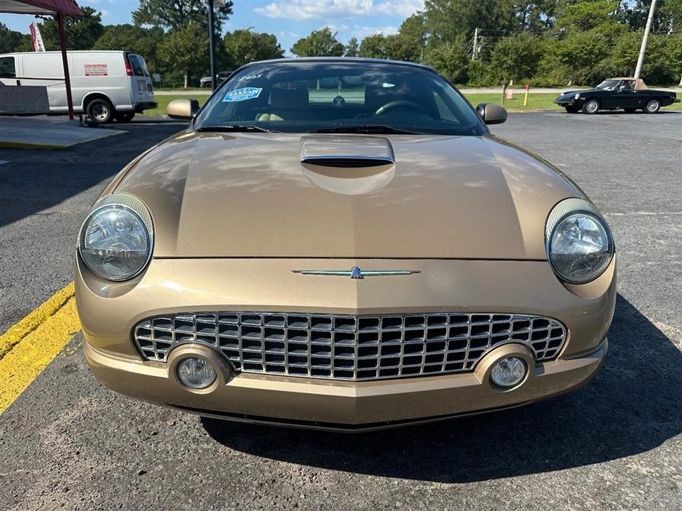 2005 Ford Thunderbird 11th Gen - Image 2 of 17