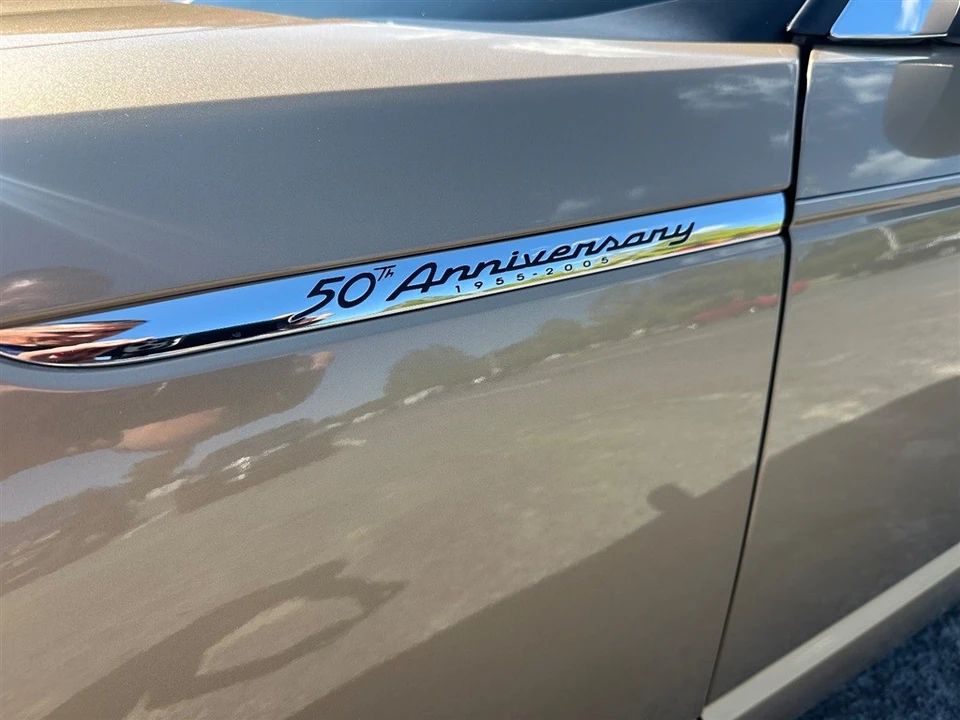 2005 Ford Thunderbird 11th Gen - Image 4 of 17