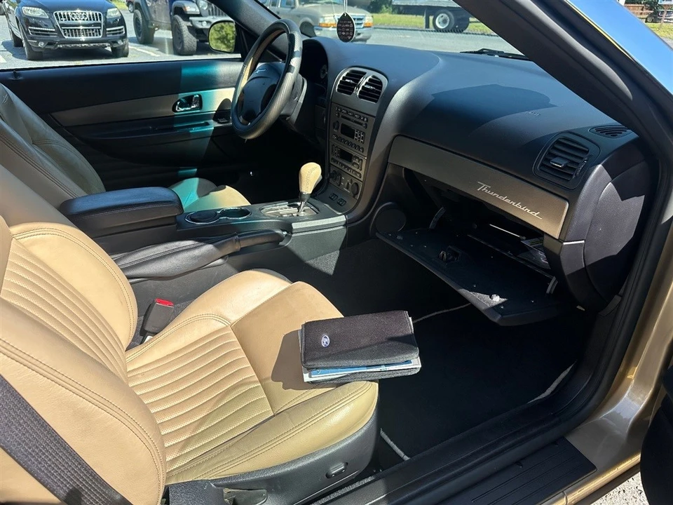 2005 Ford Thunderbird 11th Gen - Image 7 of 17