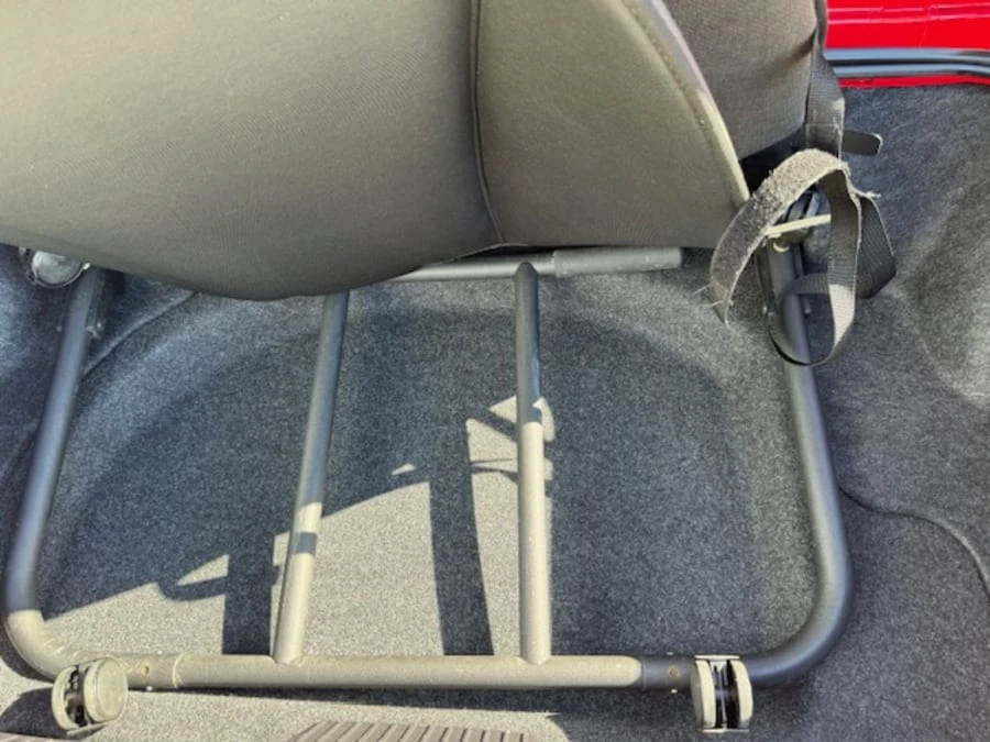 2005 Ford Thunderbird 11th Gen - Image 11 of 13