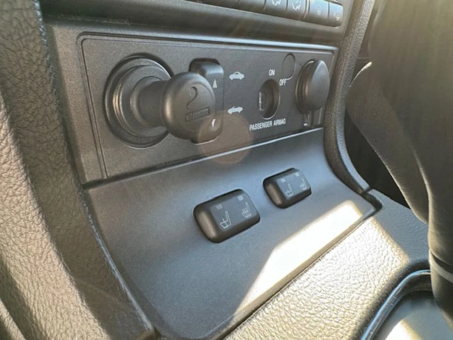2005 Ford Thunderbird 11th Gen - Image 8 of 13