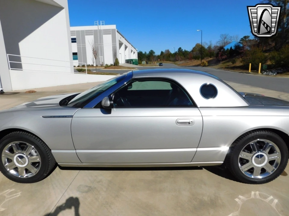 2005 Ford Thunderbird 11th Gen - Image 8 of 12