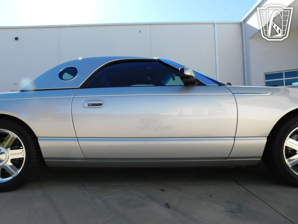2005 Ford Thunderbird 11th Gen - Image 31 of 31