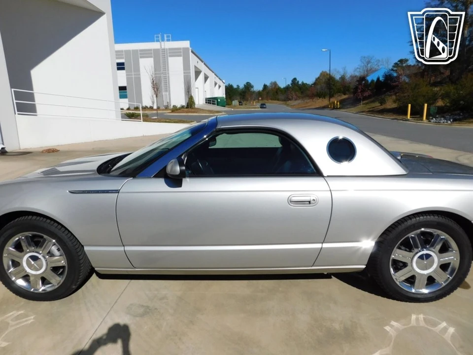 2005 Ford Thunderbird 11th Gen - Image 14 of 21
