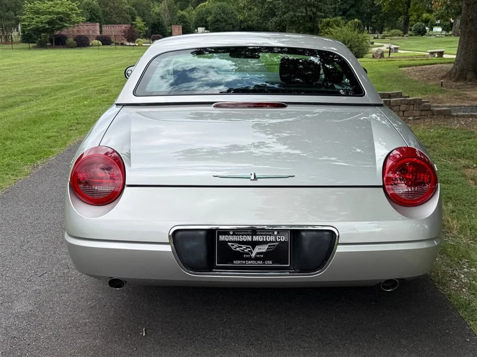 2005 Ford Thunderbird 11th Gen - Image 4 of 31
