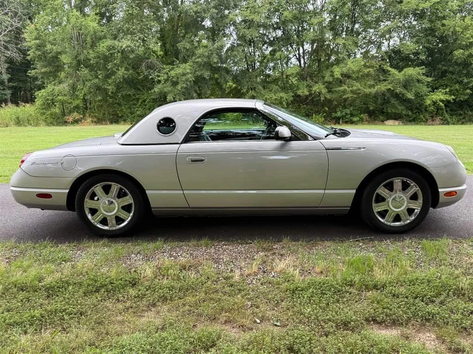2005 Ford Thunderbird 11th Gen - Image 7 of 31