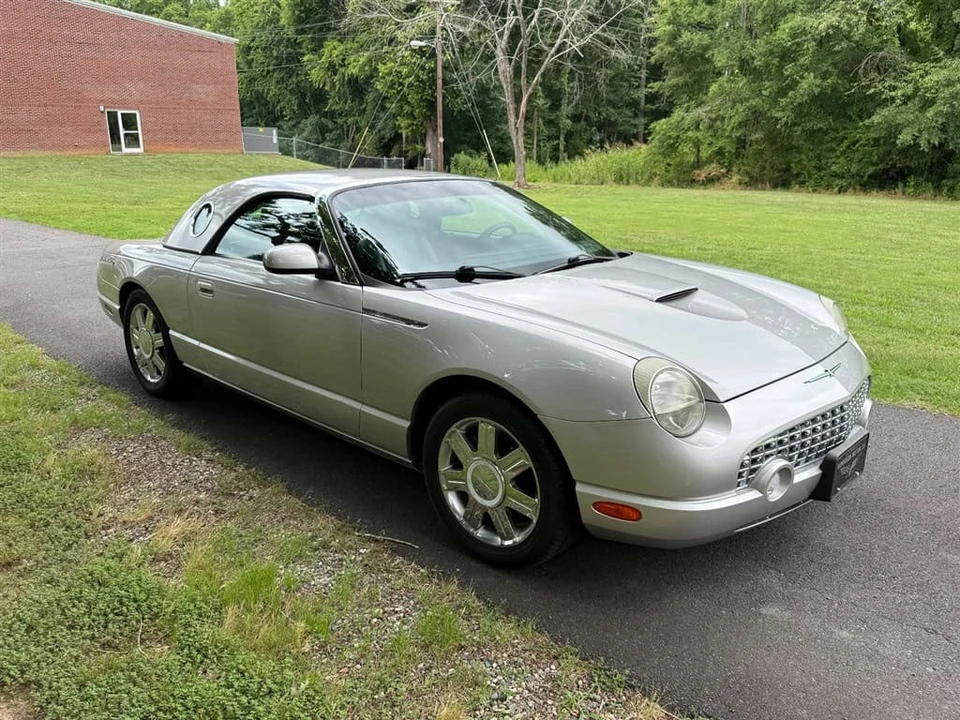 2005 Ford Thunderbird 11th Gen - Image 9 of 31