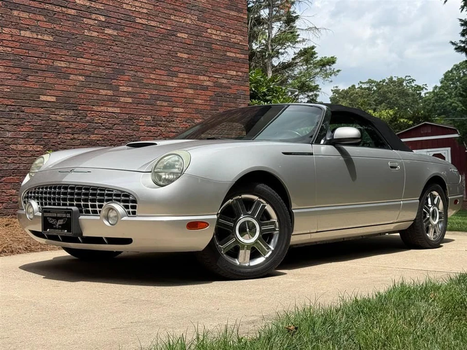 2005 Ford Thunderbird 11th Gen - Image 14 of 31