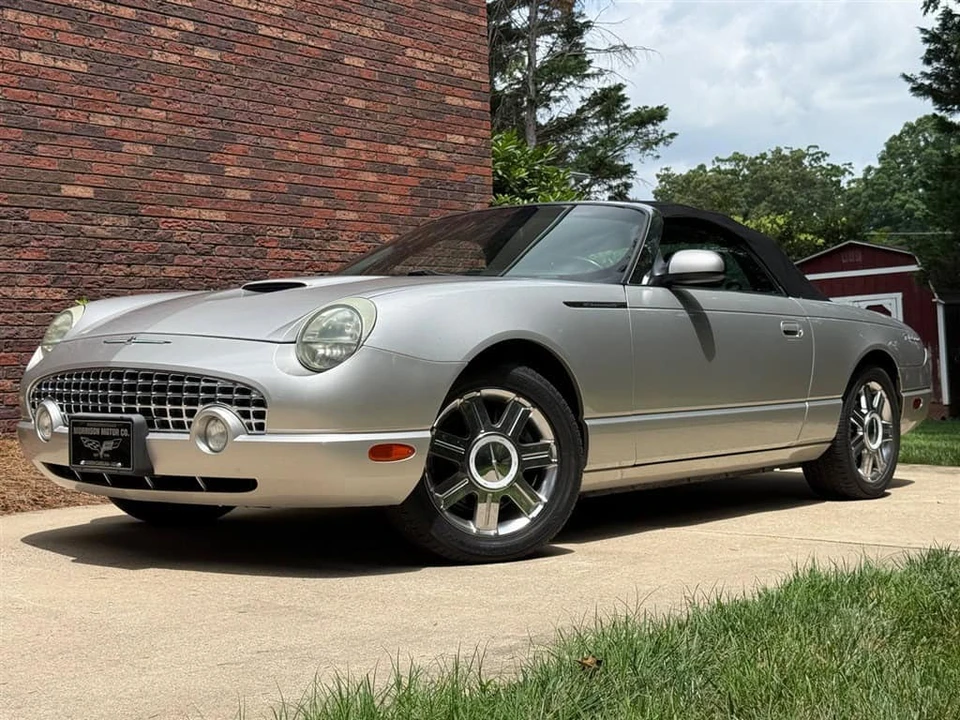 2005 Ford Thunderbird 11th Gen - Image 15 of 31
