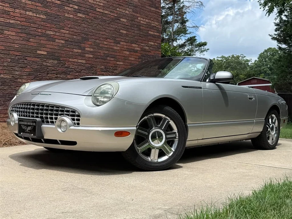 2005 Ford Thunderbird 11th Gen - Image 20 of 31