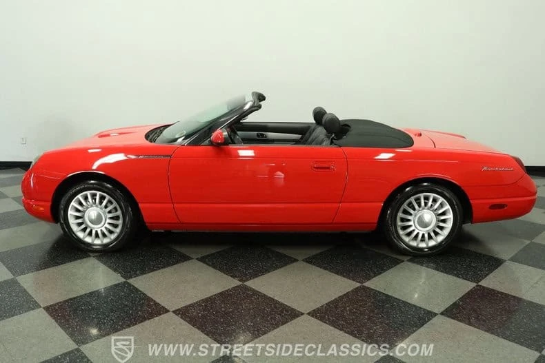 2005 Ford Thunderbird 11th Gen - Image 2 of 31