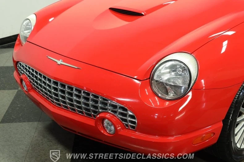 2005 Ford Thunderbird 11th Gen - Image 18 of 31