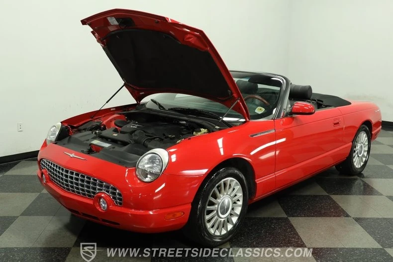 2005 Ford Thunderbird 11th Gen - Image 28 of 31