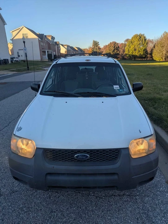 2005 Ford Escape - Image 2 of 7