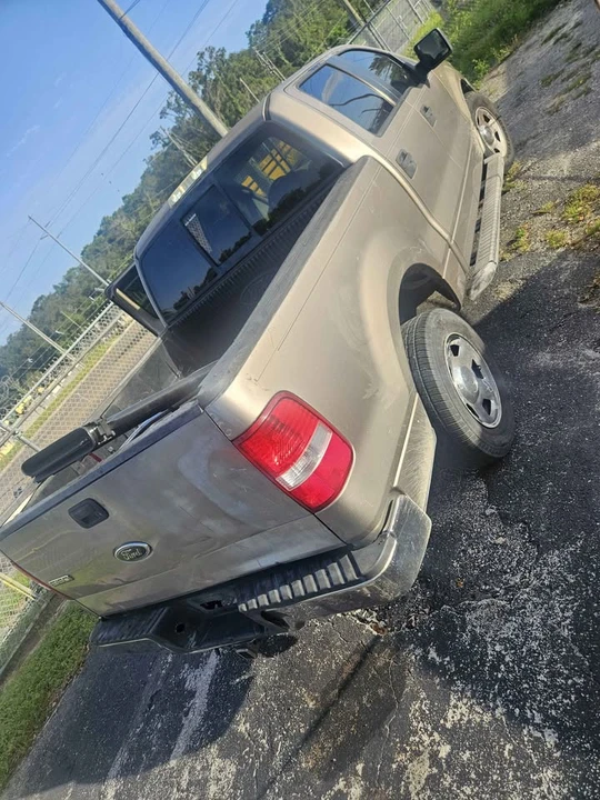 2005 Ford F-150 11th Gen - Image 8 of 13
