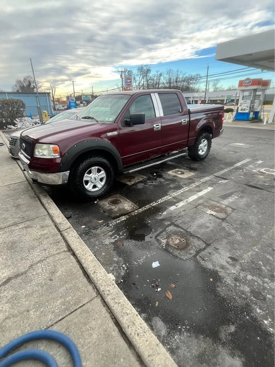 2005 Ford F-150 11th Gen - Image 2 of 5
