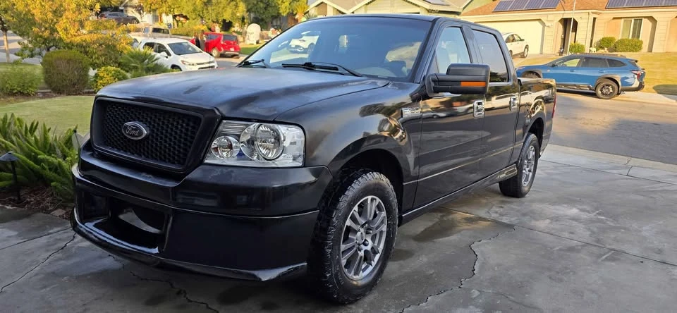 2005 Ford F-150 11th Gen - Image 2 of 11