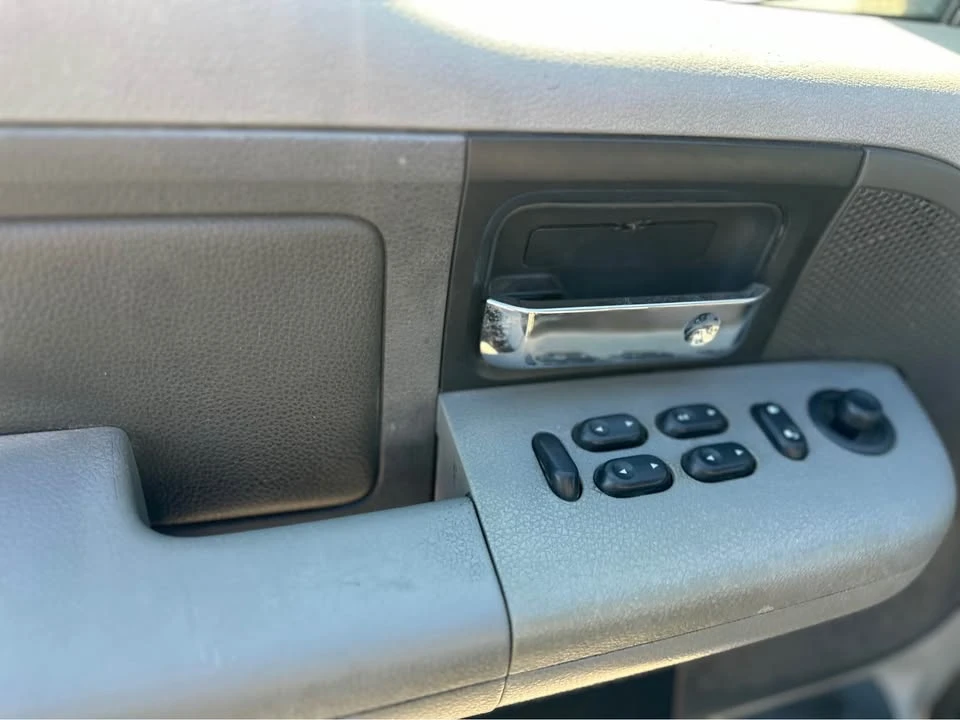 2005 Ford F-150 11th Gen - Image 10 of 13