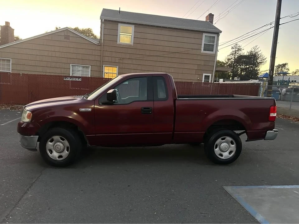 2005 Ford F-150 11th Gen - Image 2 of 11