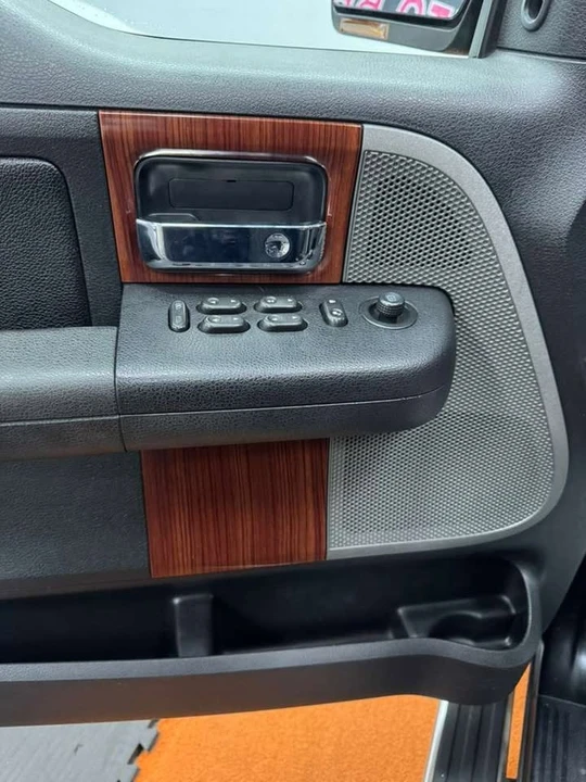 2005 Ford F-150 11th Gen - Image 17 of 19