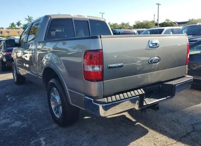 2005 Ford F-150 11th Gen - Image 4 of 13