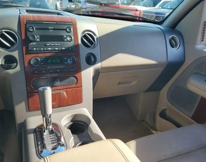 2005 Ford F-150 11th Gen - Image 8 of 13