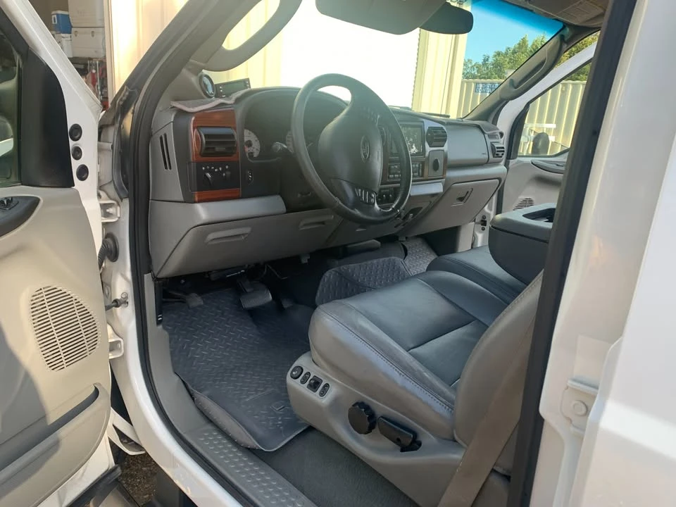 2005 Ford Super Duty 1st Gen - Image 8 of 13