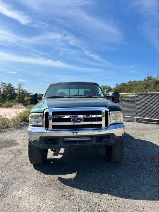 2005 Ford Super Duty 1st Gen - Image 2 of 13