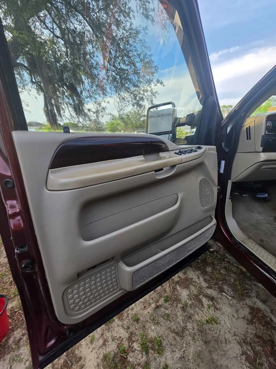 2005 Ford F-Series - Image 3 of 10