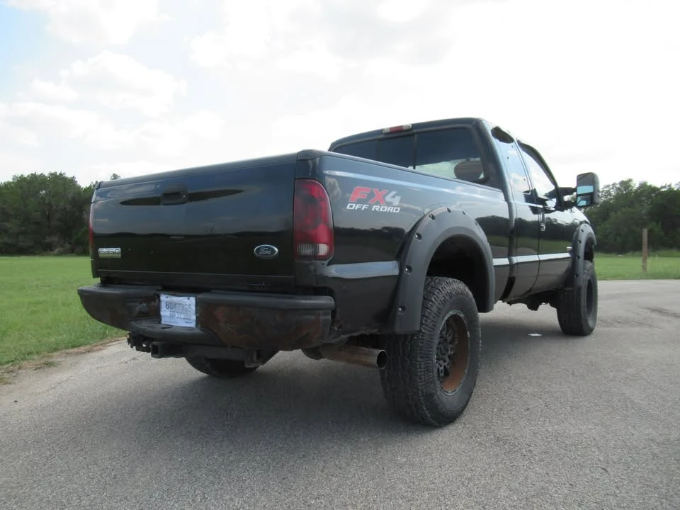 2005 Ford Super Duty 1st Gen - Image 2 of 13