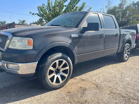 2005 Ford F-150 Lariat