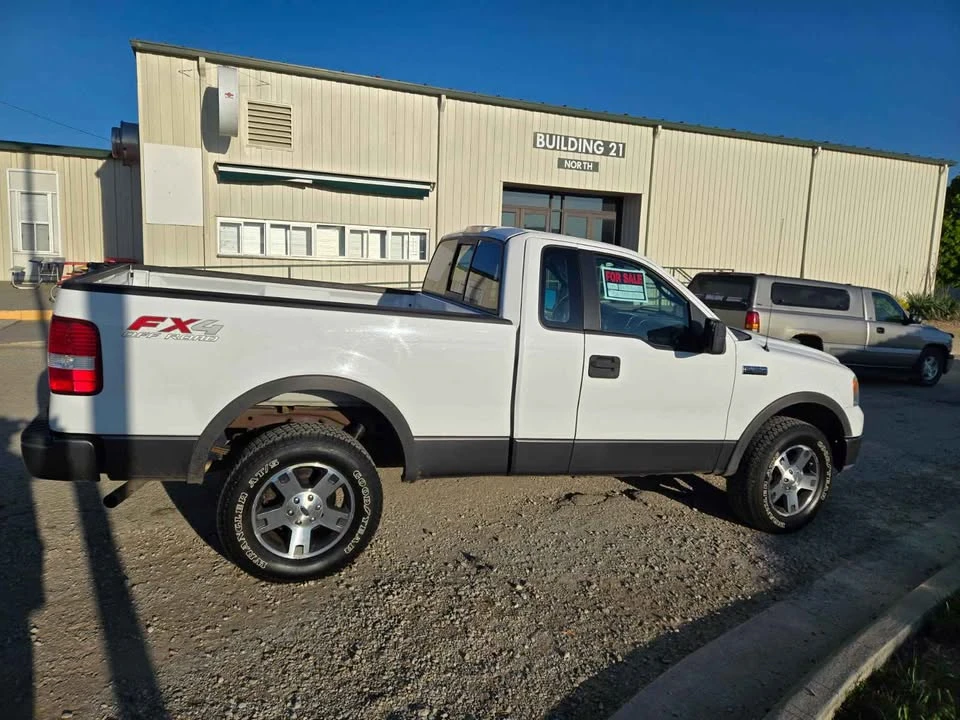 2005 Ford F-150 11th Gen - Image 2 of 8
