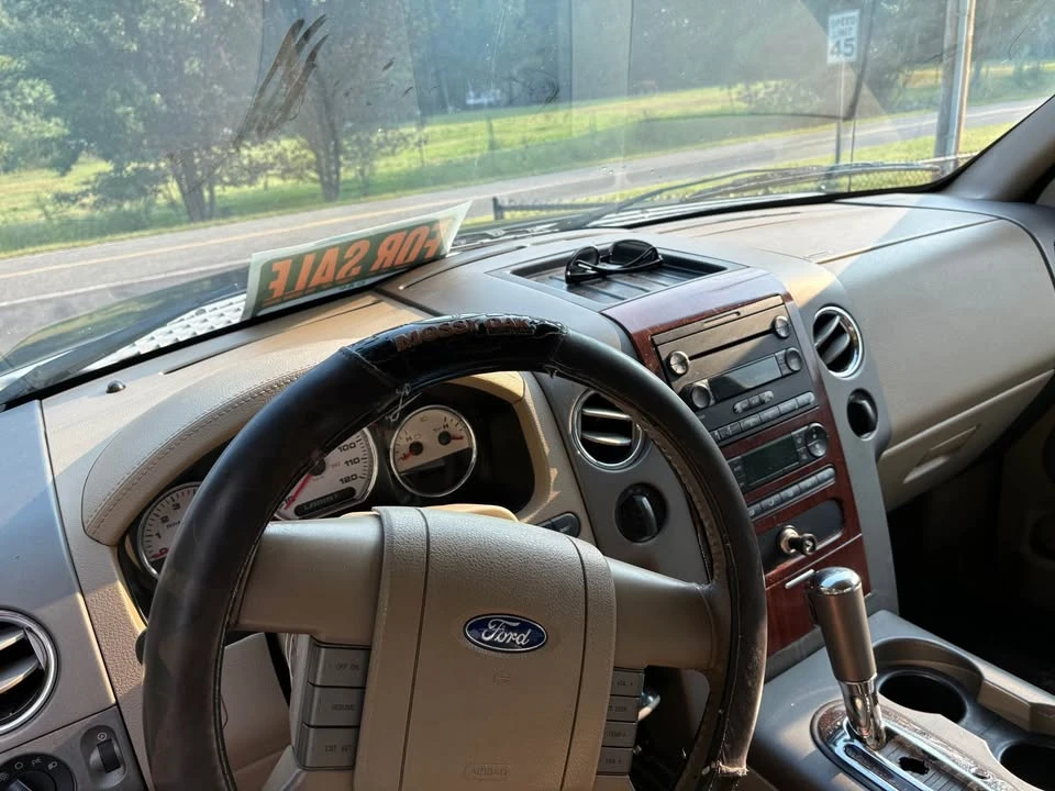 2005 Ford F-150 11th Gen - Image 9 of 12