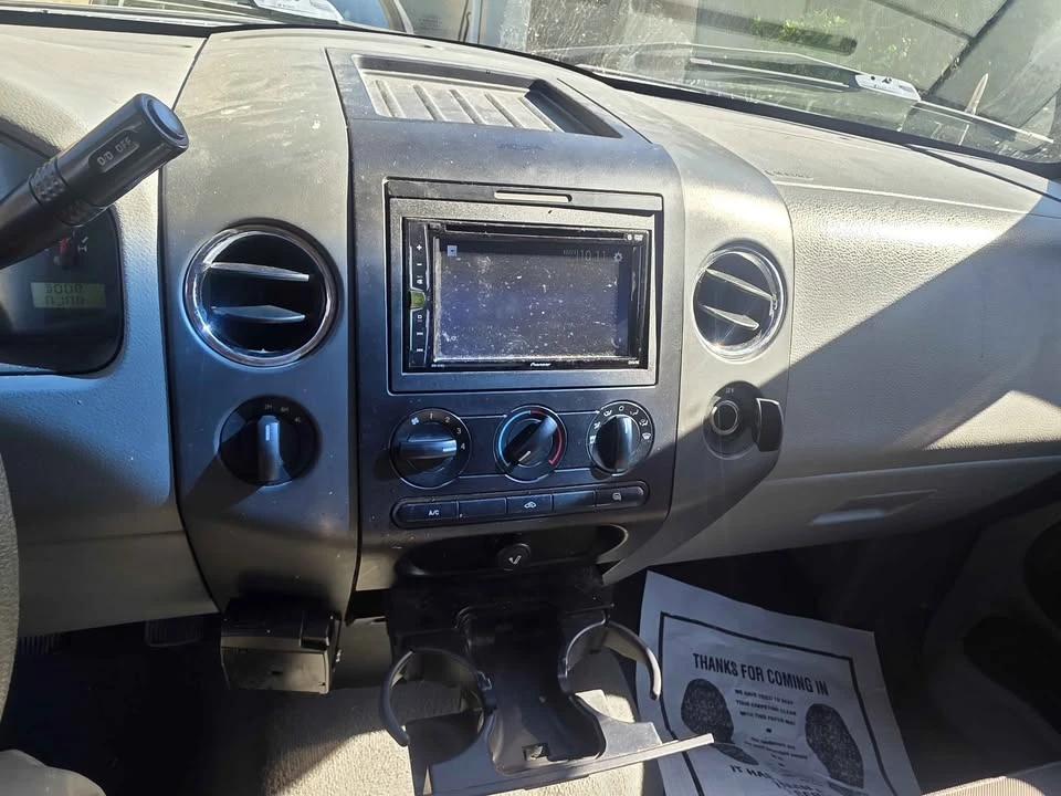 2005 Ford F-150 11th Gen - Image 16 of 18
