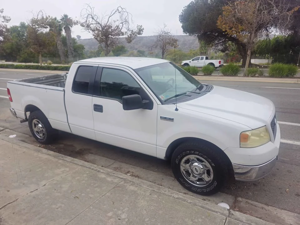 2005 Ford F-150 11th Gen - Image 2 of 4