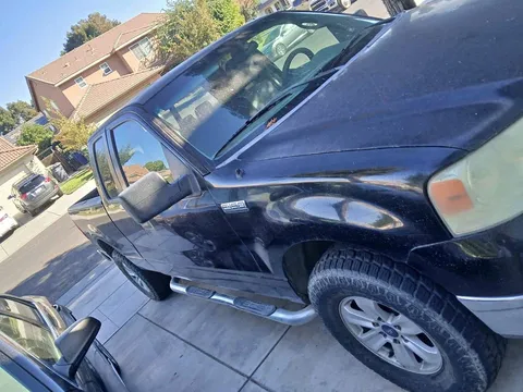 2005 Ford F-150 Super Cab FX4 Pickup