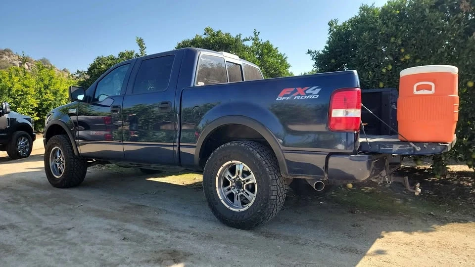 2005 Ford F-150 11th Gen - Image 2 of 4