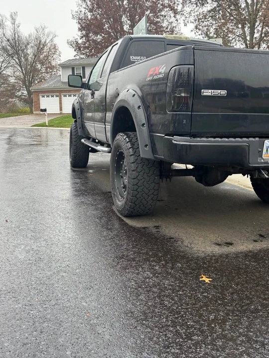 2005 Ford F-150 11th Gen - Image 2 of 9