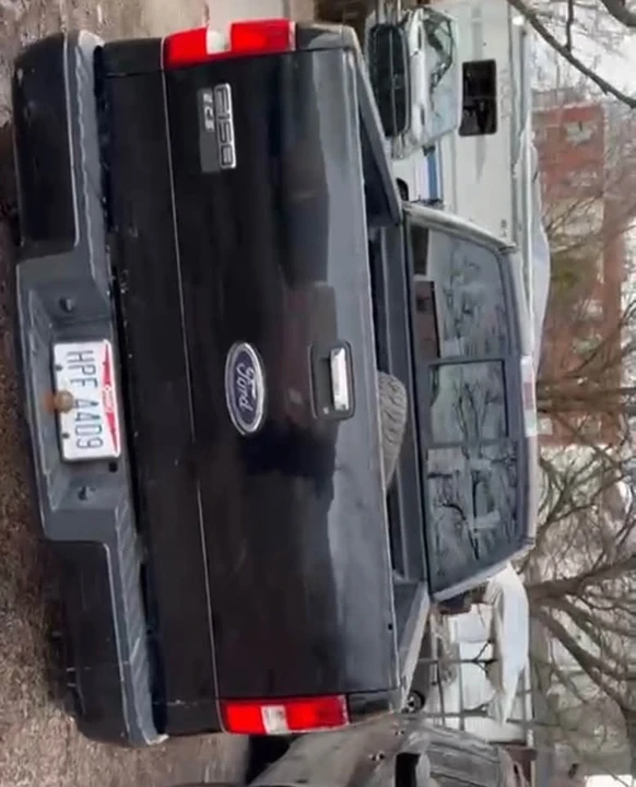 2005 Ford F-150 11th Gen - Image 2 of 4