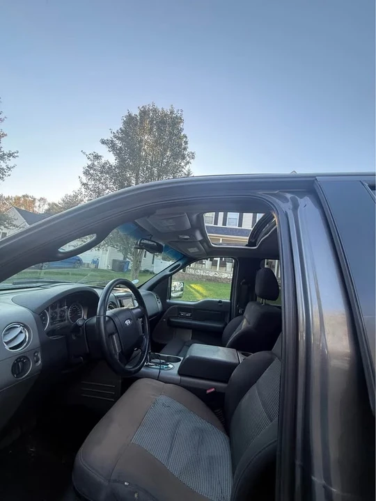 2005 Ford F-150 11th Gen - Image 2 of 8