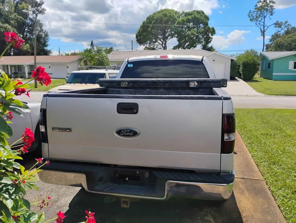 2005 Ford F-150 11th Gen - Image 2 of 14