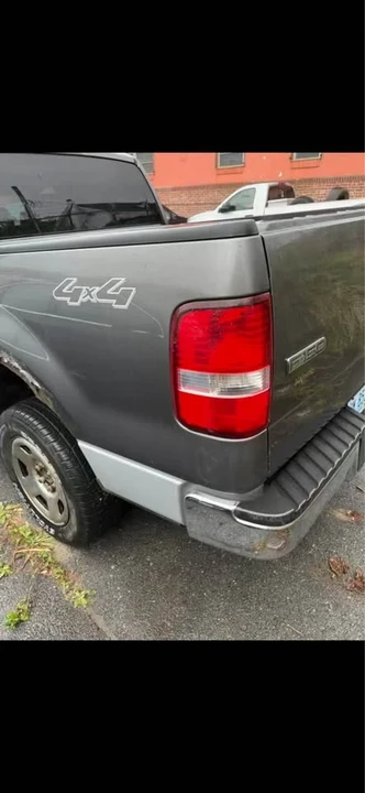 2005 Ford F-150 11th Gen - Image 2 of 4