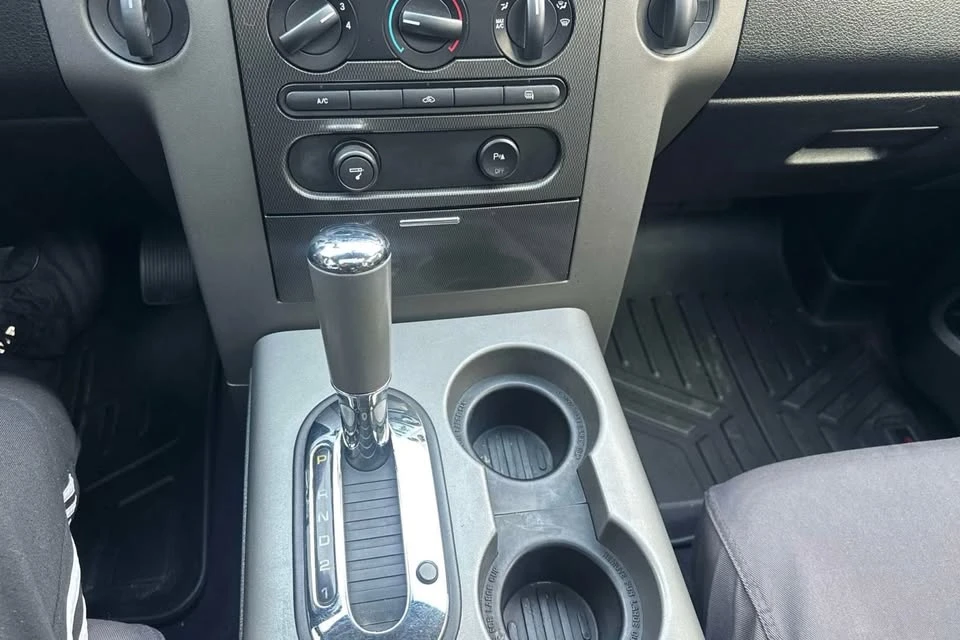 2005 Ford F-150 11th Gen - Image 15 of 17