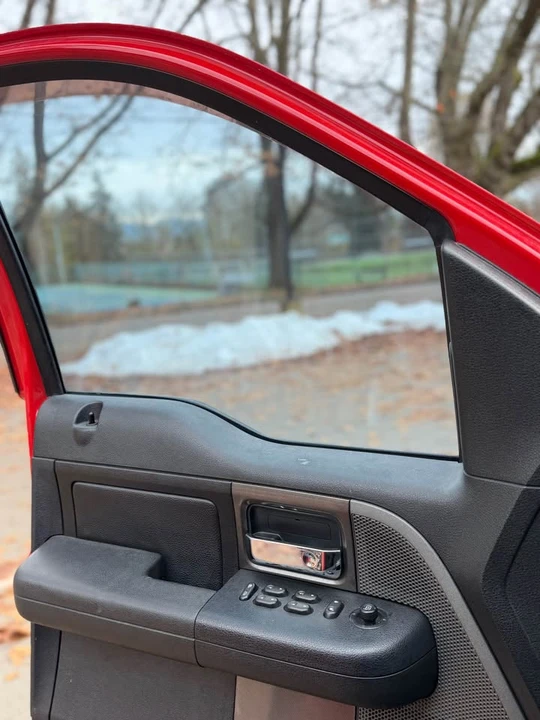 2005 Ford F-150 11th Gen - Image 8 of 14