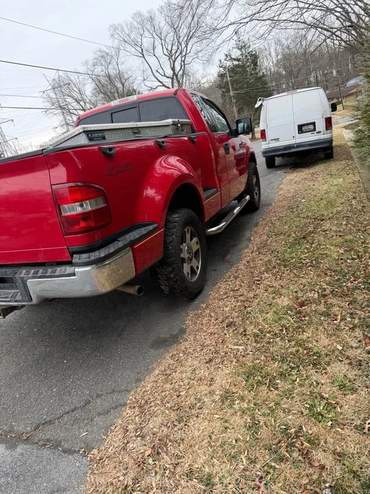 2005 Ford F-150 11th Gen - Image 2 of 10