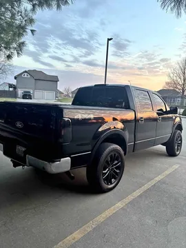 2005 Ford F-150 SuperCrew Cab Lariat