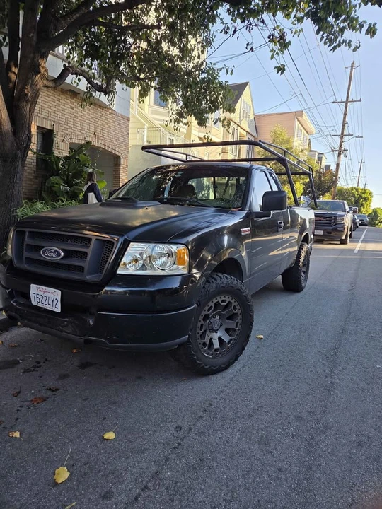 2005 Ford F-150 11th Gen - Image 2 of 11