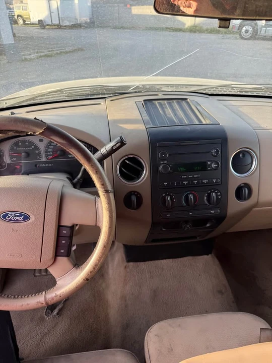 2005 Ford F-150 11th Gen - Image 14 of 15