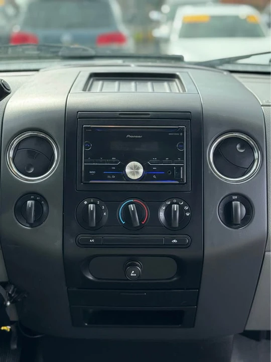 2005 Ford F-150 11th Gen - Image 13 of 18